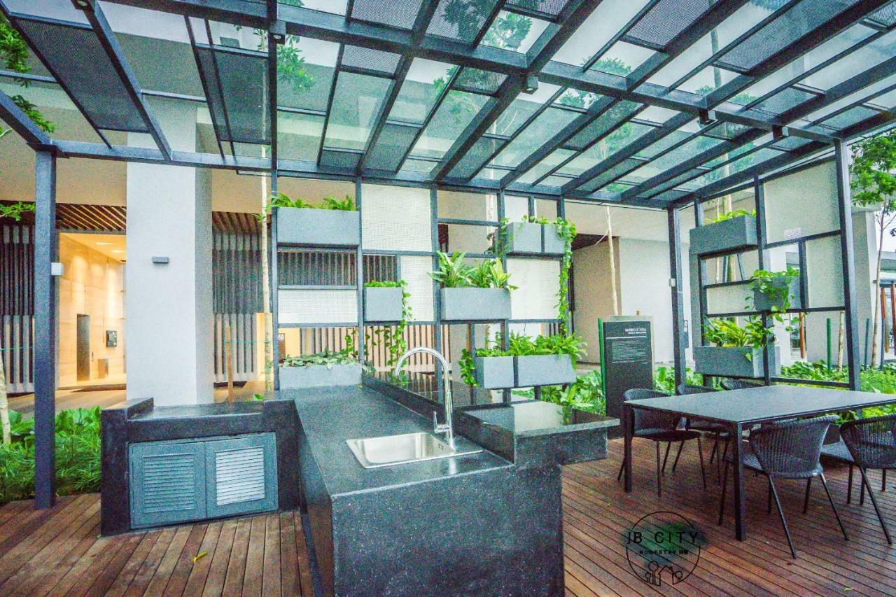 Grand Medini By Rr Jbcity Nusajaya  Buitenkant foto